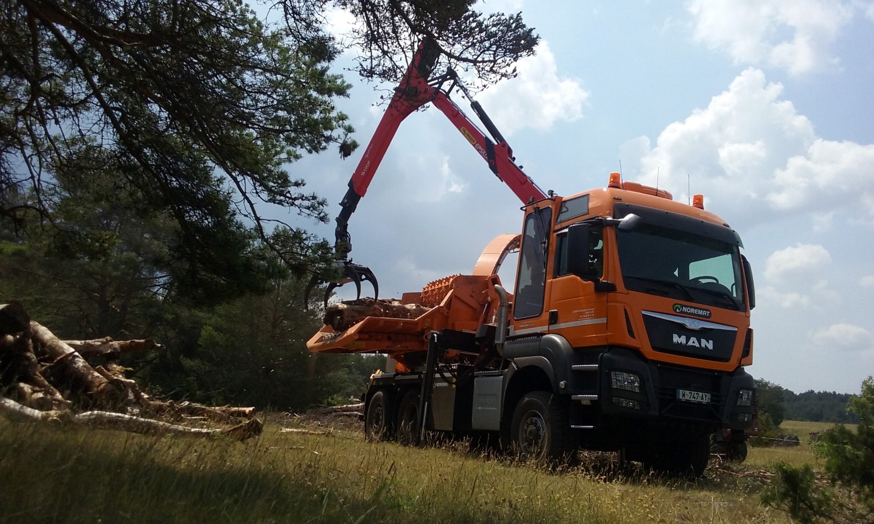 Déchiqueteuse sur camion Valormax Noremat Jenz 17